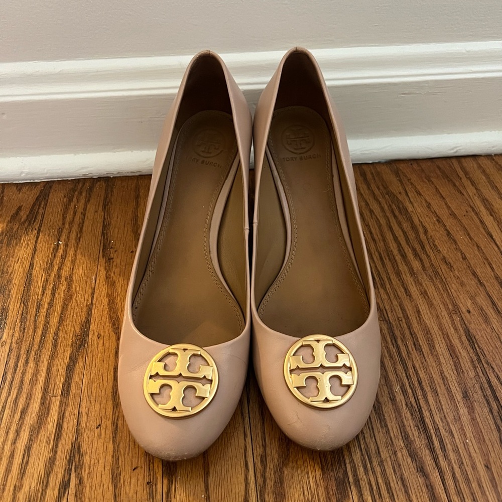 Tory Burch Women's Blush wedges size 8.5